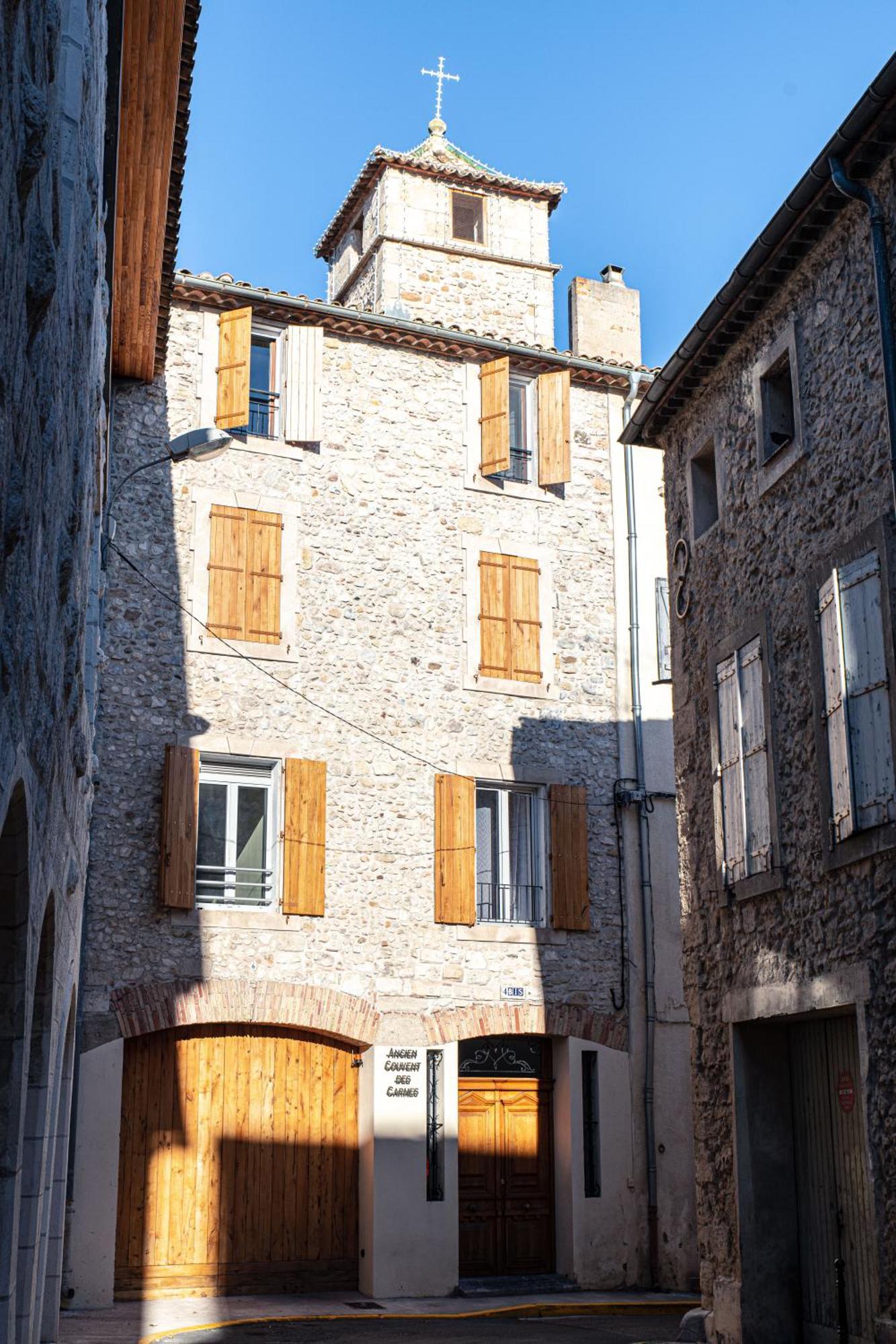 Apartment Petit Presbytere Dans L'eglise *